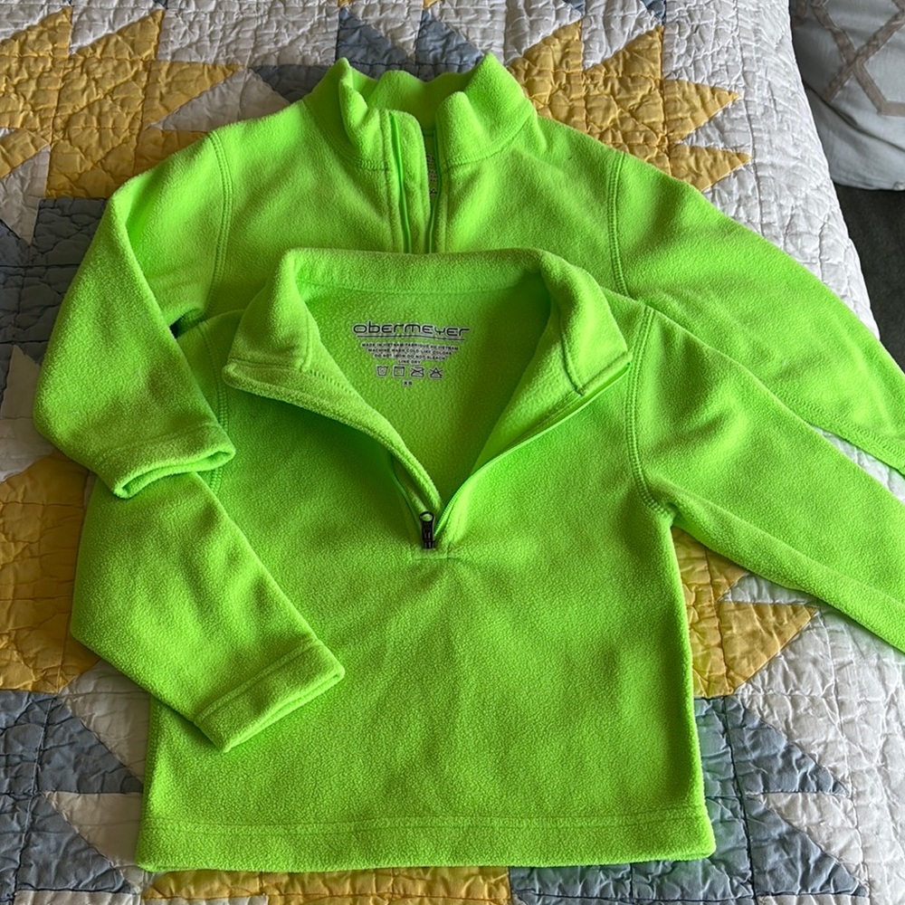 Obermeyer Kids Bright Green Fleece quarter zip, no pilling